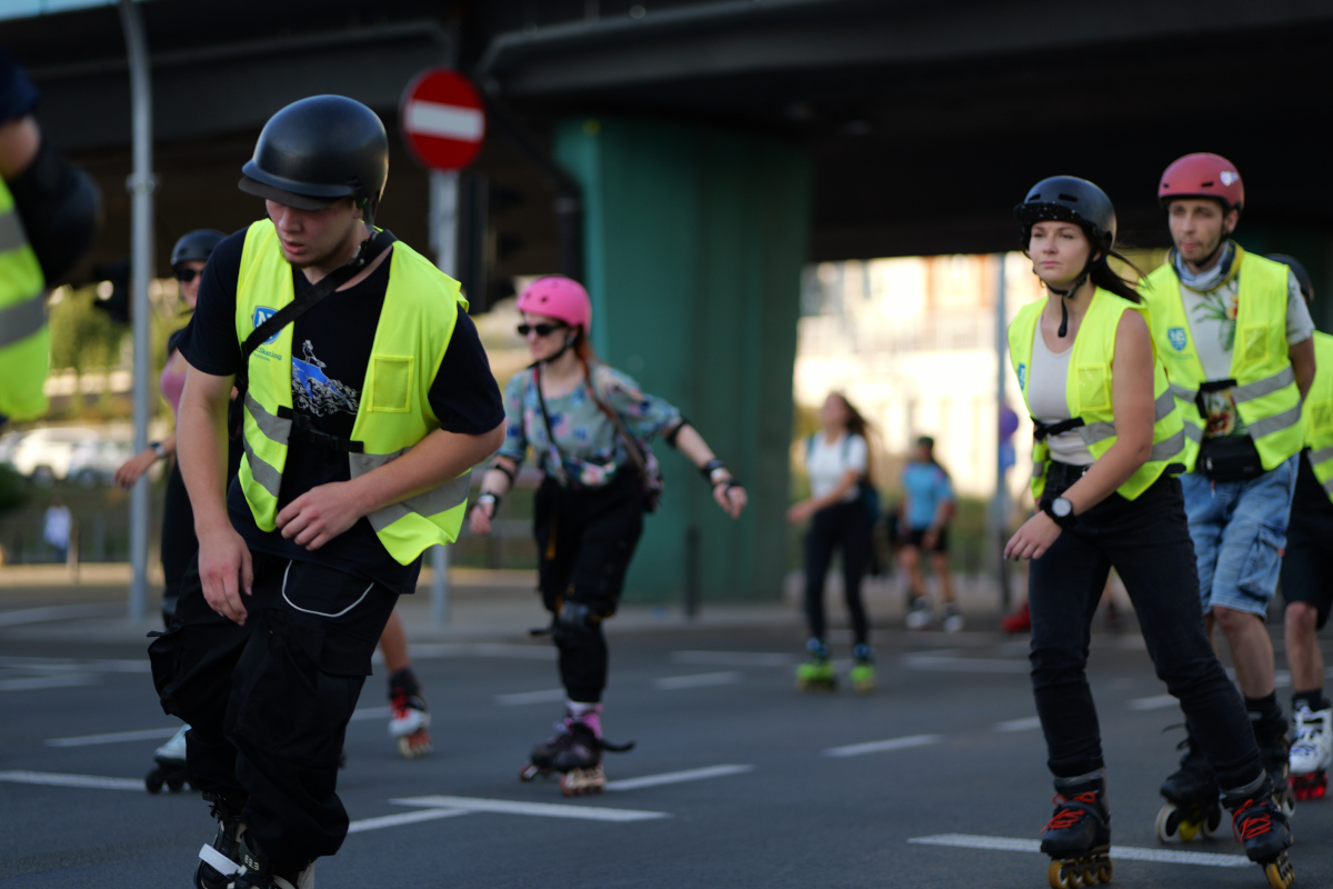 Nightskating Warszawa - Rolkarze na ulicach Warszawy